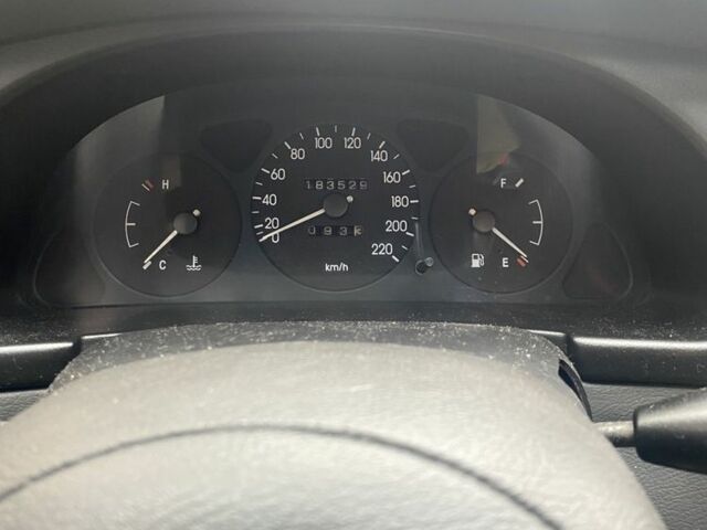 Зелений Деу Сенс, об'ємом двигуна 1.5 л та пробігом 180 тис. км за 2000 $, фото 1 на Automoto.ua