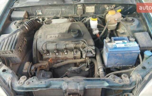 Зелений Деу Сенс, об'ємом двигуна 1.3 л та пробігом 240 тис. км за 800 $, фото 1 на Automoto.ua