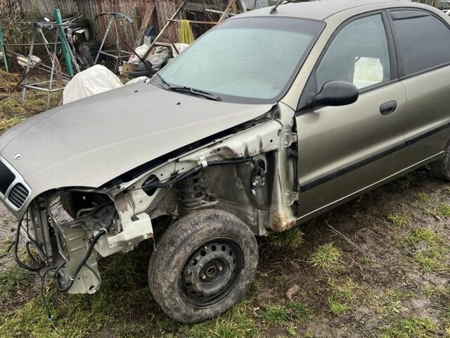 Зелений Деу Сенс, об'ємом двигуна 1.5 л та пробігом 120 тис. км за 100 $, фото 1 на Automoto.ua