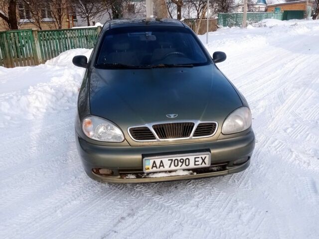 Зеленый Дэу Сенс, объемом двигателя 1.6 л и пробегом 333 тыс. км за 1550 $, фото 1 на Automoto.ua