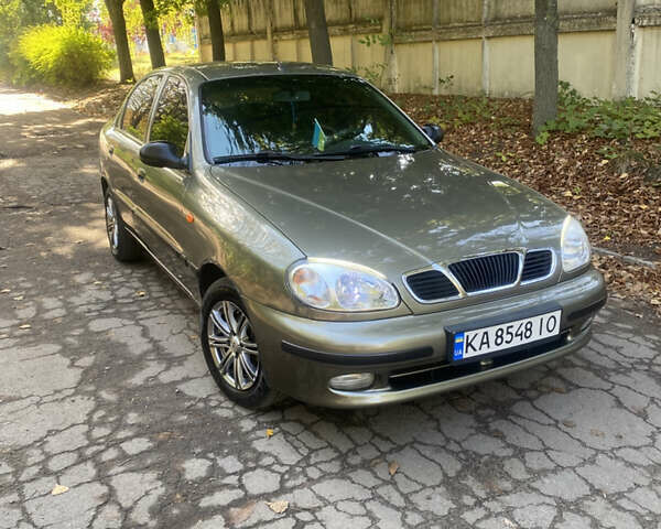 Зеленый Дэу Сенс, объемом двигателя 1.3 л и пробегом 260 тыс. км за 2000 $, фото 1 на Automoto.ua