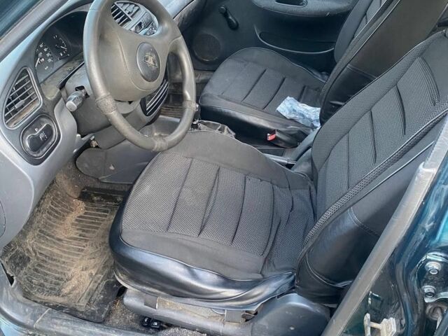 Зеленый Дэу Сенс, объемом двигателя 1 л и пробегом 268 тыс. км за 1100 $, фото 1 на Automoto.ua