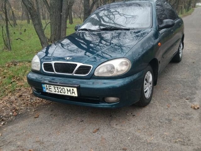 Зеленый Дэу Сенс, объемом двигателя 1.5 л и пробегом 208 тыс. км за 2000 $, фото 1 на Automoto.ua