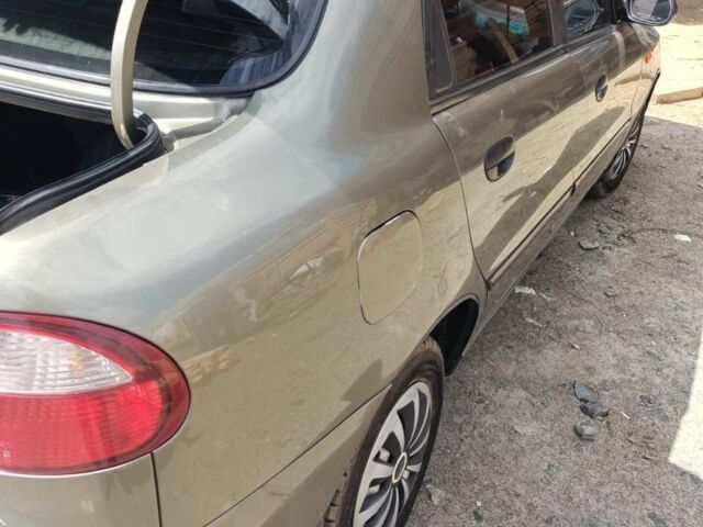 Зелений Деу Сенс, об'ємом двигуна 1.3 л та пробігом 240 тис. км за 2000 $, фото 1 на Automoto.ua