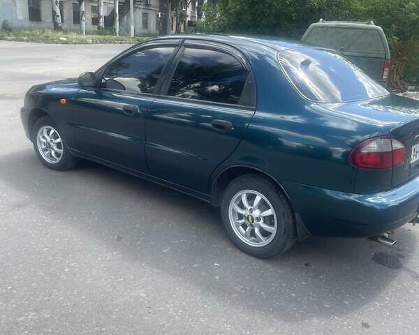 Зеленый Дэу Сенс, объемом двигателя 1.3 л и пробегом 367 тыс. км за 2100 $, фото 1 на Automoto.ua