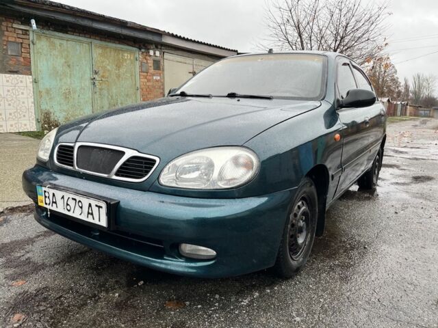 Зеленый Дэу Сенс, объемом двигателя 1.3 л и пробегом 403 тыс. км за 1450 $, фото 1 на Automoto.ua