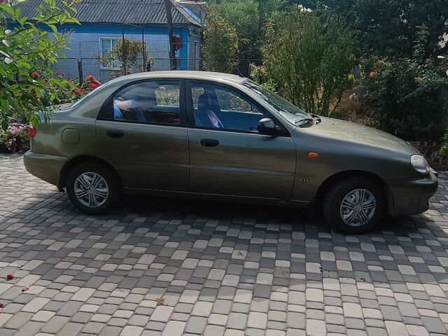 Зелений Деу Сенс, об'ємом двигуна 1.3 л та пробігом 162 тис. км за 2000 $, фото 1 на Automoto.ua