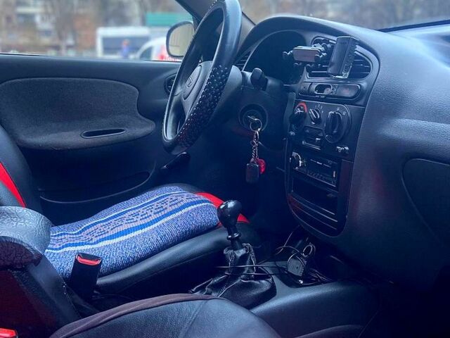 Зеленый Дэу Сенс, объемом двигателя 1.3 л и пробегом 255 тыс. км за 1700 $, фото 1 на Automoto.ua