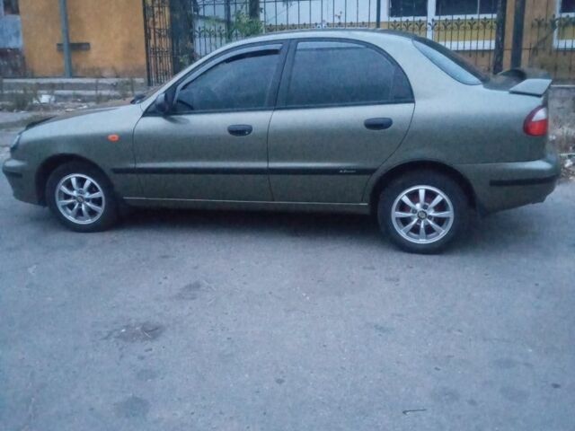 Зеленый Дэу Сенс, объемом двигателя 0 л и пробегом 242 тыс. км за 1900 $, фото 1 на Automoto.ua