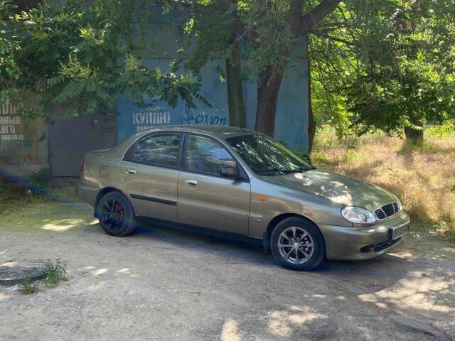 Зеленый Дэу Сенс, объемом двигателя 1.3 л и пробегом 155 тыс. км за 2037 $, фото 1 на Automoto.ua