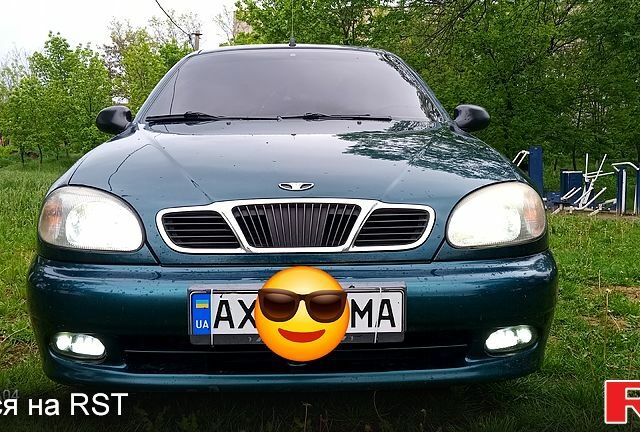 Зеленый Дэу Сенс, объемом двигателя 1.3 л и пробегом 200 тыс. км за 2300 $, фото 1 на Automoto.ua