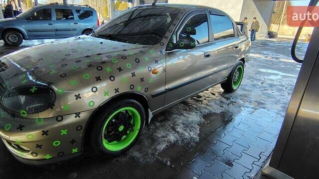 Зеленый Дэу Сенс, объемом двигателя 1.3 л и пробегом 370 тыс. км за 2600 $, фото 1 на Automoto.ua