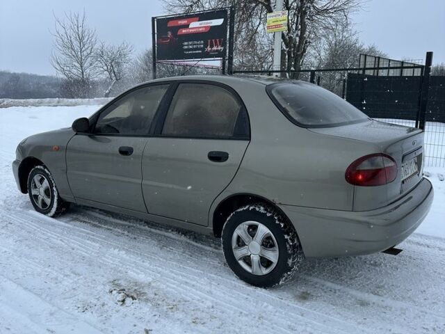 Зелений Деу Сенс, об'ємом двигуна 1.5 л та пробігом 2 тис. км за 1100 $, фото 1 на Automoto.ua