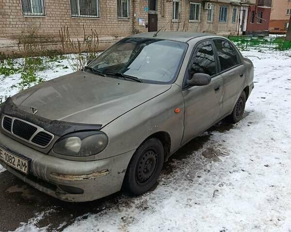 Зеленый Дэу Сенс, объемом двигателя 1.3 л и пробегом 200 тыс. км за 1800 $, фото 1 на Automoto.ua