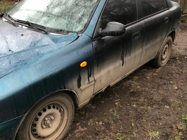 Зеленый Дэу Сенс, объемом двигателя 1.5 л и пробегом 260 тыс. км за 953 $, фото 1 на Automoto.ua