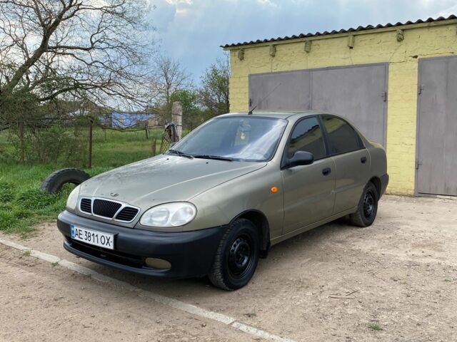 Зеленый Дэу Сенс, объемом двигателя 1.5 л и пробегом 180 тыс. км за 2200 $, фото 1 на Automoto.ua