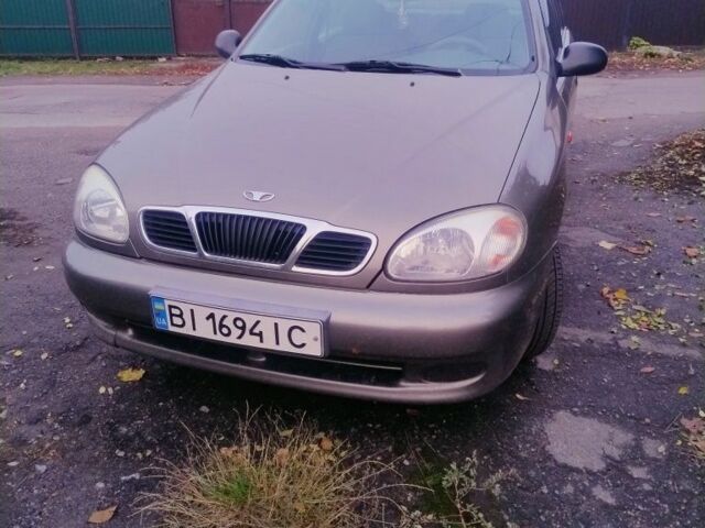 Деу Сенс 2005 у Лубнах на Automoto.ua Зелений Деу Сенс, об'ємом двигуна 1.5 л та пробігом 193 тис. км за 2200 $, фото 1 на Automoto.ua