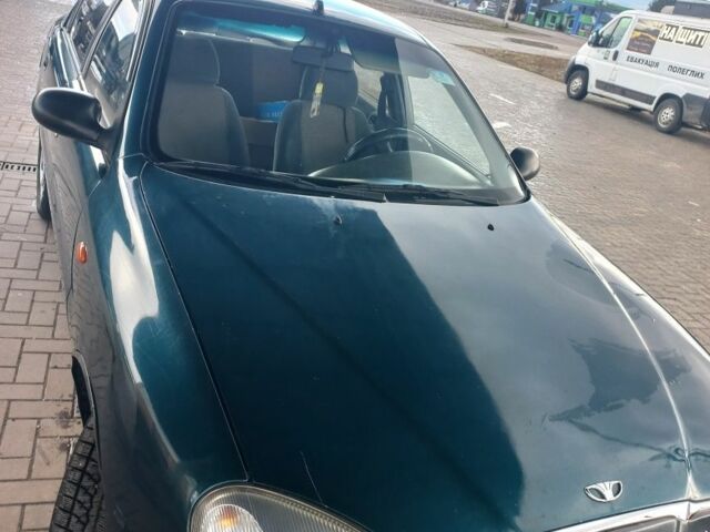 Зеленый Дэу Сенс, объемом двигателя 1.3 л и пробегом 200 тыс. км за 1499 $, фото 1 на Automoto.ua