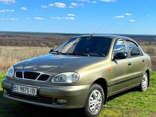 Зелений Деу Сенс, об'ємом двигуна 1.3 л та пробігом 301 тис. км за 2000 $, фото 1 на Automoto.ua