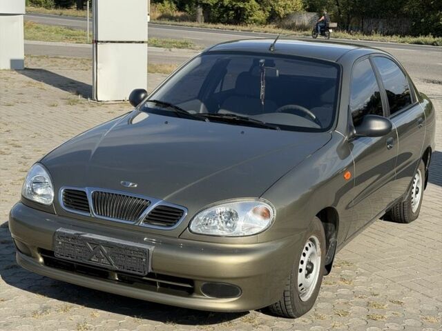 Зеленый Дэу Сенс, объемом двигателя 1.5 л и пробегом 73 тыс. км за 3096 $, фото 1 на Automoto.ua