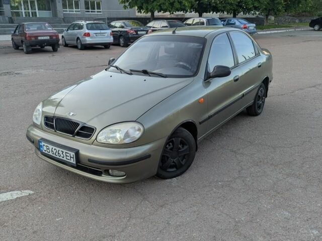 Зеленый Дэу Сенс, объемом двигателя 1.5 л и пробегом 201 тыс. км за 2600 $, фото 1 на Automoto.ua