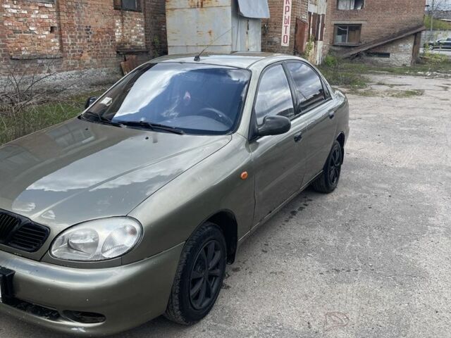 Зеленый Дэу Сенс, объемом двигателя 1.3 л и пробегом 230 тыс. км за 1000 $, фото 1 на Automoto.ua