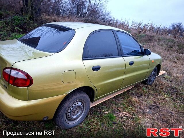 Зеленый Дэу Сенс, объемом двигателя 1.3 л и пробегом 330 тыс. км за 1250 $, фото 1 на Automoto.ua