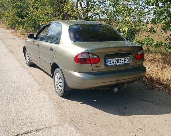 Зеленый Дэу Сенс, объемом двигателя 1.3 л и пробегом 222 тыс. км за 1550 $, фото 1 на Automoto.ua