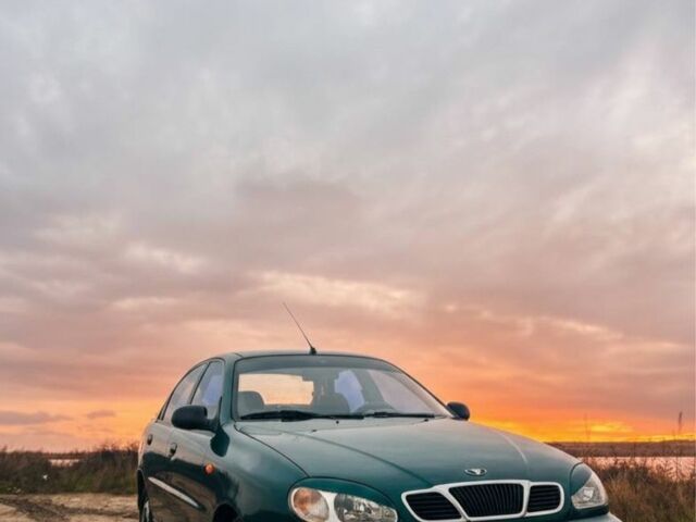 Зеленый Дэу Сенс, объемом двигателя 1.3 л и пробегом 269 тыс. км за 2000 $, фото 1 на Automoto.ua