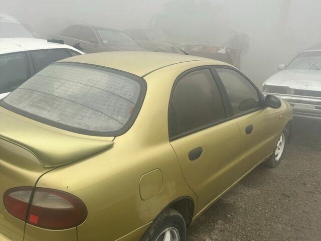 Зелений Деу Сенс, об'ємом двигуна 1.3 л та пробігом 200 тис. км за 1150 $, фото 1 на Automoto.ua