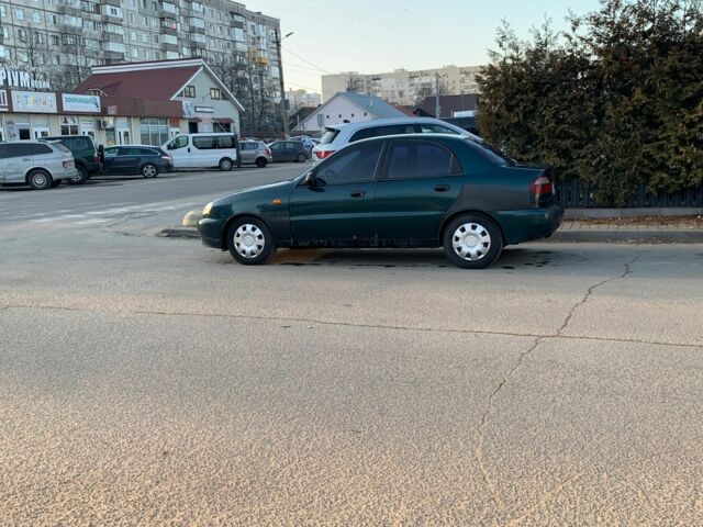 Зеленый Дэу Сенс, объемом двигателя 1.6 л и пробегом 230 тыс. км за 1400 $, фото 1 на Automoto.ua