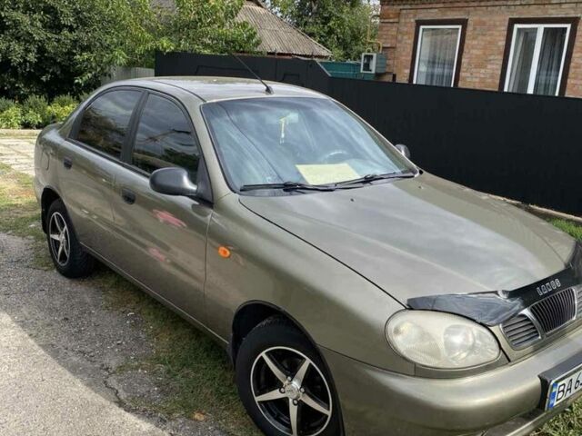 Зеленый Дэу Сенс, объемом двигателя 1.3 л и пробегом 206 тыс. км за 1900 $, фото 1 на Automoto.ua