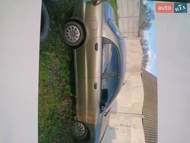 Зеленый Дэу Сенс, объемом двигателя 1.3 л и пробегом 180 тыс. км за 2000 $, фото 1 на Automoto.ua