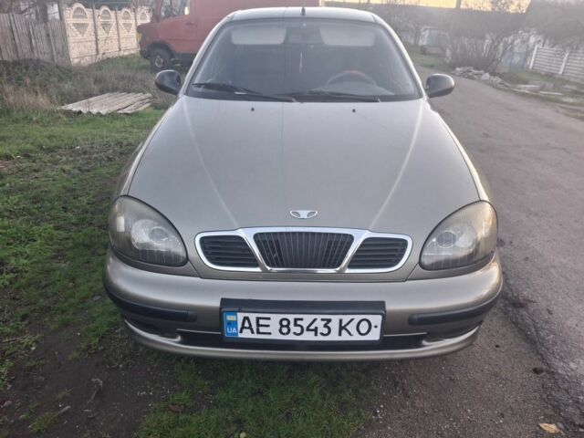 Зеленый Дэу Сенс, объемом двигателя 1.3 л и пробегом 213 тыс. км за 2600 $, фото 1 на Automoto.ua