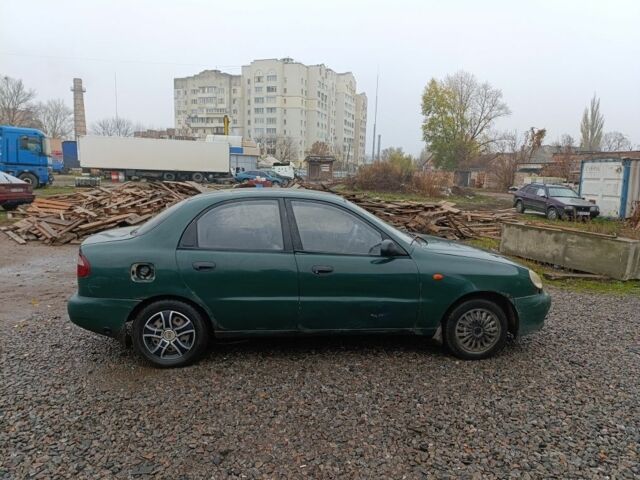 Зеленый Дэу Сенс, объемом двигателя 1.3 л и пробегом 300 тыс. км за 750 $, фото 1 на Automoto.ua