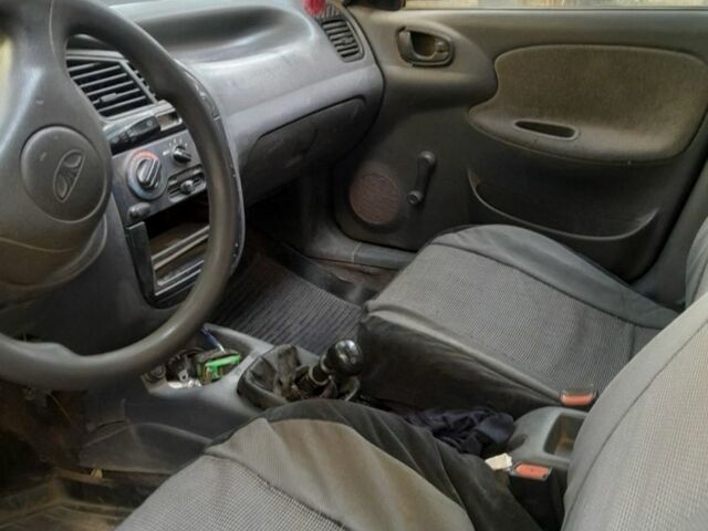 Зеленый Дэу Сенс, объемом двигателя 1.3 л и пробегом 200 тыс. км за 1300 $, фото 1 на Automoto.ua