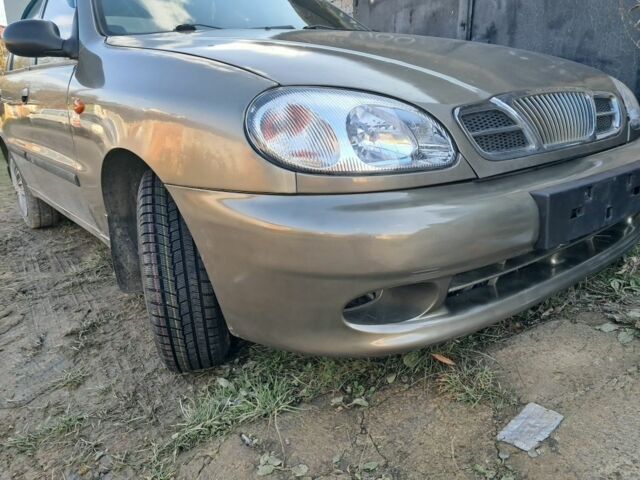 Зелений Деу Сенс, об'ємом двигуна 0 л та пробігом 300 тис. км за 2000 $, фото 1 на Automoto.ua