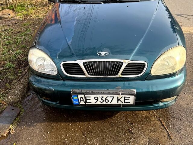 Зеленый Дэу Сенс, объемом двигателя 1.3 л и пробегом 200 тыс. км за 900 $, фото 1 на Automoto.ua