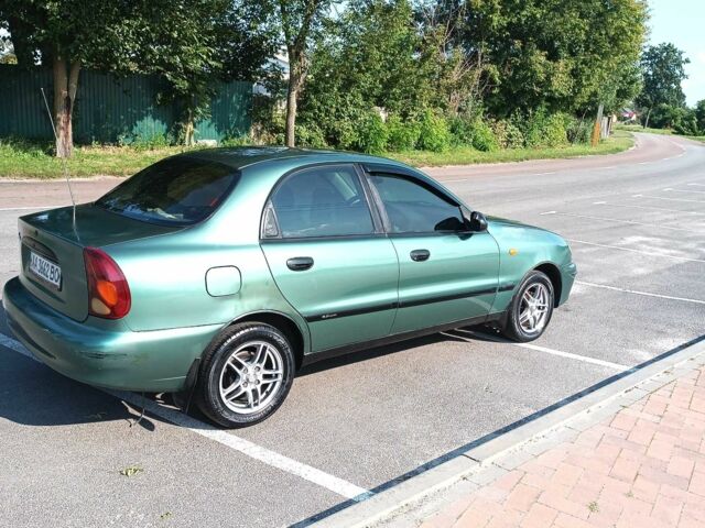 Зеленый Дэу Сенс, объемом двигателя 1.5 л и пробегом 183 тыс. км за 2300 $, фото 1 на Automoto.ua