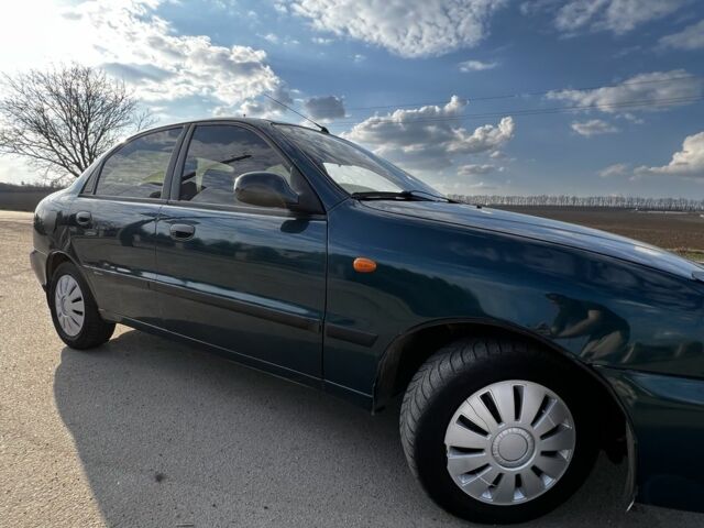 Зеленый Дэу Сенс, объемом двигателя 1.5 л и пробегом 240 тыс. км за 2100 $, фото 1 на Automoto.ua