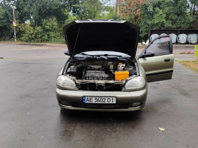 Зеленый Дэу Сенс, объемом двигателя 1.4 л и пробегом 2 тыс. км за 2000 $, фото 1 на Automoto.ua