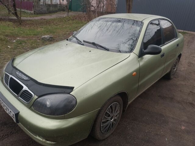 Зеленый Дэу Сенс, объемом двигателя 1.6 л и пробегом 200 тыс. км за 1700 $, фото 1 на Automoto.ua