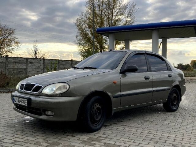 Зелений Деу Сенс, об'ємом двигуна 1.6 л та пробігом 250 тис. км за 2000 $, фото 1 на Automoto.ua