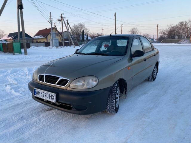 Зеленый Дэу Сенс, объемом двигателя 1.5 л и пробегом 275 тыс. км за 2000 $, фото 1 на Automoto.ua
