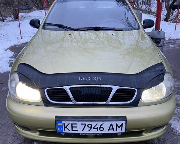 Зеленый Дэу Сенс, объемом двигателя 1.3 л и пробегом 268 тыс. км за 1900 $, фото 1 на Automoto.ua