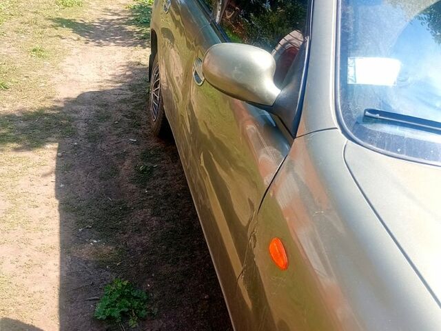 Зелений Деу Сенс, об'ємом двигуна 1.3 л та пробігом 237 тис. км за 850 $, фото 1 на Automoto.ua