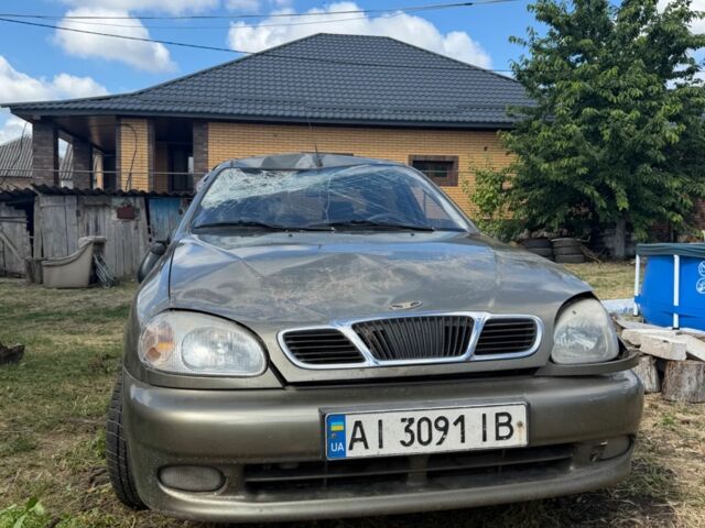 Зеленый Дэу Сенс, объемом двигателя 1.6 л и пробегом 194 тыс. км за 700 $, фото 1 на Automoto.ua