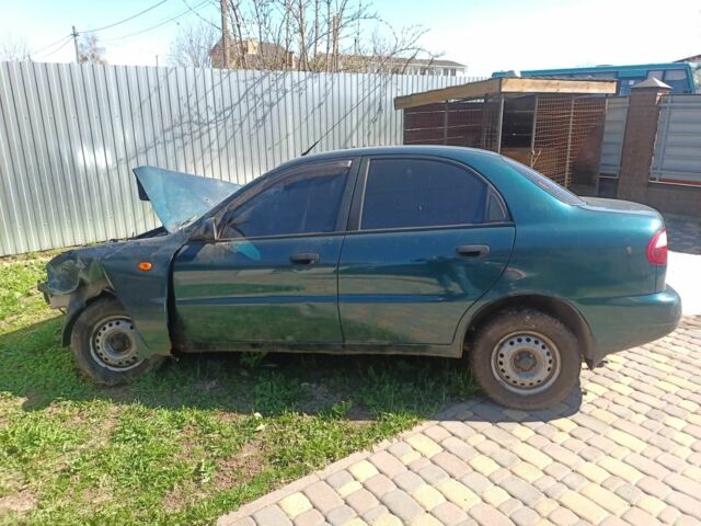 Зеленый Дэу Сенс, объемом двигателя 1.5 л и пробегом 200 тыс. км за 600 $, фото 1 на Automoto.ua