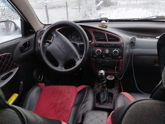 Зеленый Дэу Сенс, объемом двигателя 1.4 л и пробегом 1 тыс. км за 1806 $, фото 1 на Automoto.ua