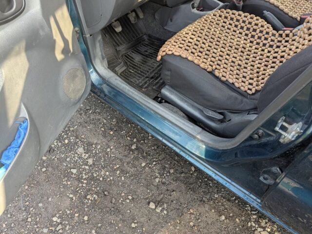 Зелений Деу Сенс, об'ємом двигуна 1.5 л та пробігом 3 тис. км за 2000 $, фото 1 на Automoto.ua